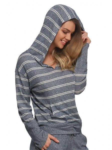 Кофта в полоску с капюшоном