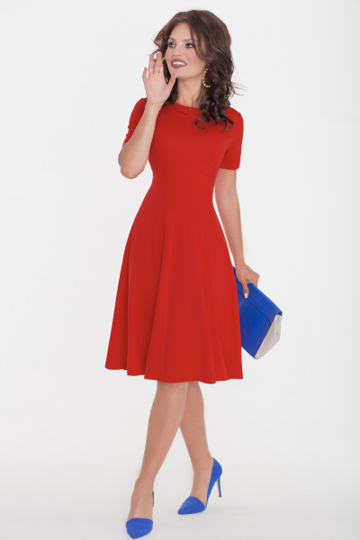 Платье с коротким рукавом