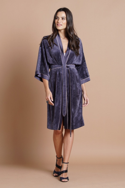 Велюровый халат с бамбуком
