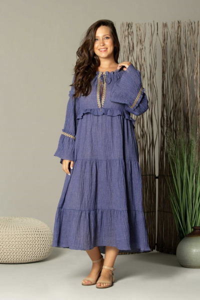 Платье с расклешенными рукавами Платье с расклешенными рукавами