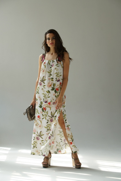 Сарафан макси с цветами Сарафан макси с цветами