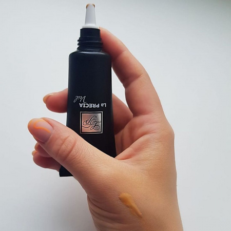 Жидкая тональная основа-вуаль UTP La PRECIA Veil