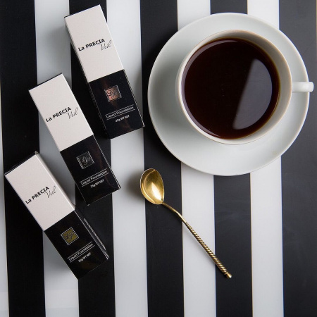 Жидкая тональная основа-вуаль UTP La PRECIA Veil