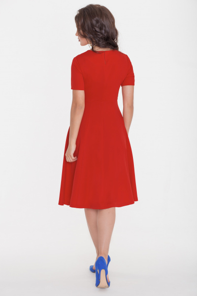 Платье с коротким рукавом