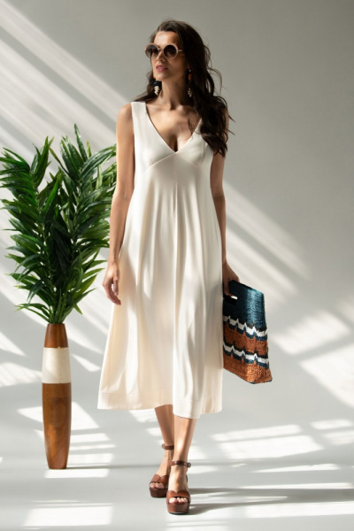 Кремовое платье миди Кремовое платье миди