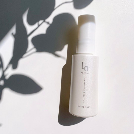 Восстанавливающий спрей для лица на основе плаценты, витамина С и фитоэкстрактов UTP La PRECIA RENEWAL Fitting Riser, 50 мл.