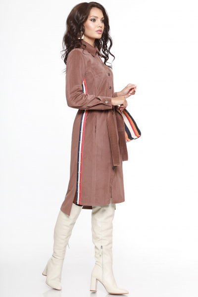 Модное платье-рубашка с элементами стиля спорт-шик